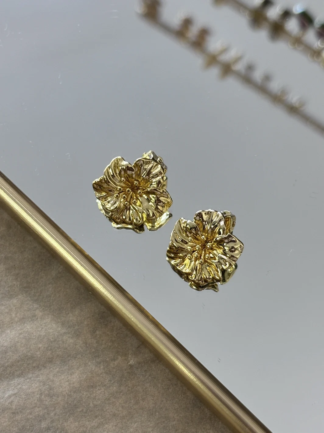 Σκουλαρίκια Flowers Gold