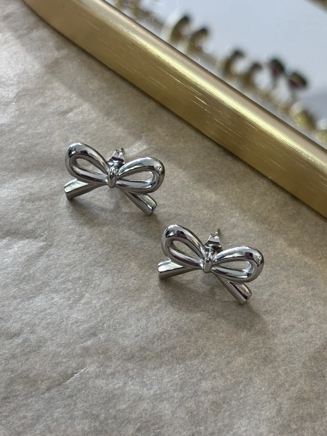 Σκουλαρίκια Φιογκάκια Silver